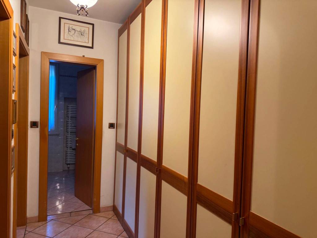 Appartamento a Bolzano in Via Novacella - Foto 4
