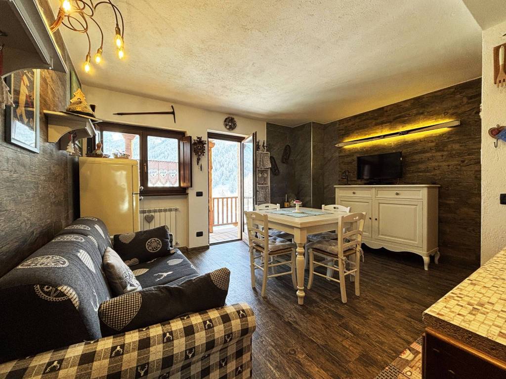 Appartamento a Pragelato in Via Rohrbach, 44 - Foto 2