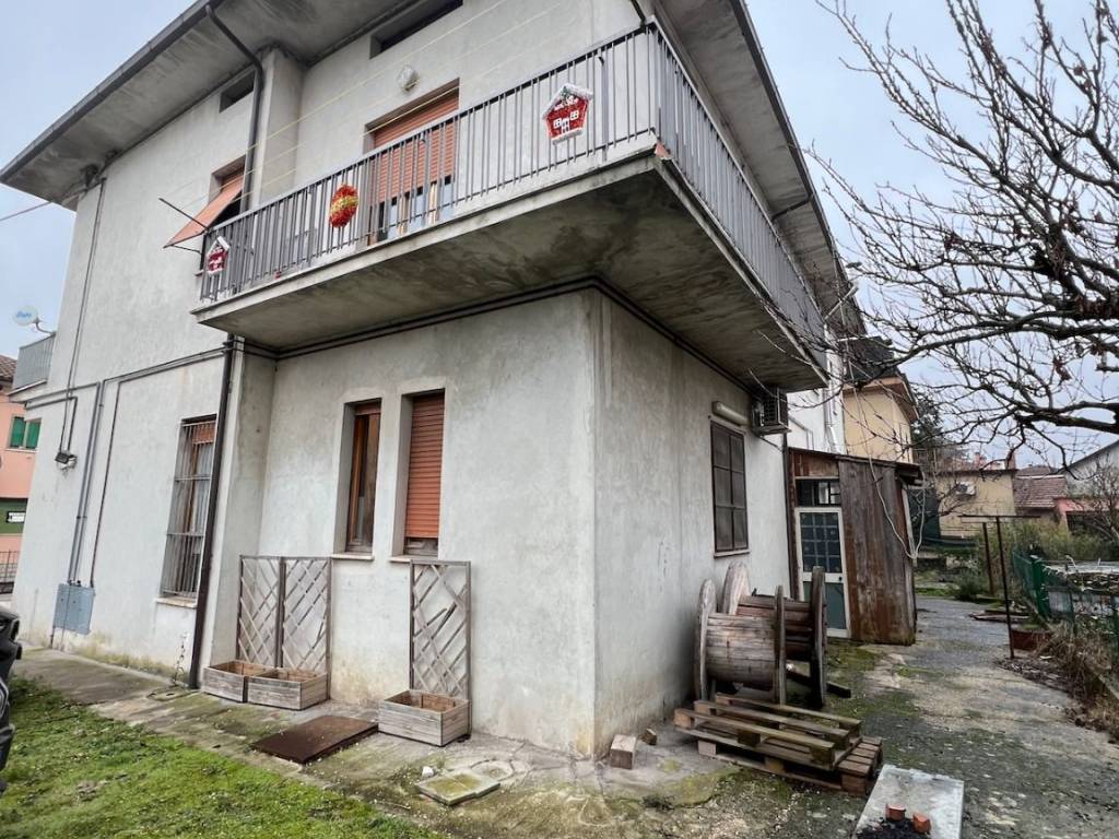 Villa a Pergola in Via San Biagio, 117 - Foto 3
