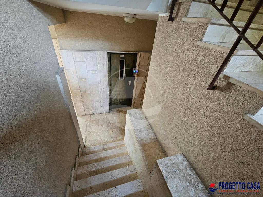 Appartamento a Giovinazzo in Via Tenente De Venuto, 73 - Foto 3