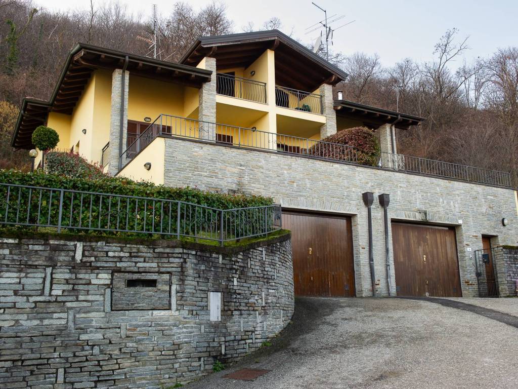Villa a Massino visconti in Via Cagnole, 5 - Foto 2