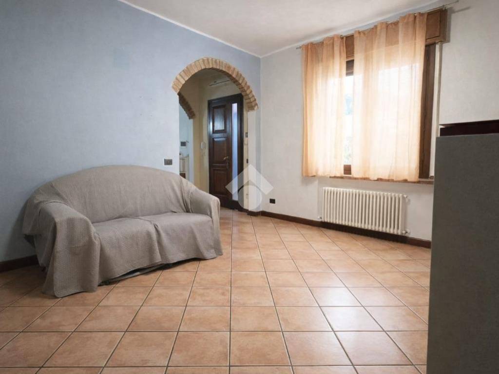 Casa indipendente a Pizzighettone in Via S. Martino della Battaglia, 13 - Foto 3