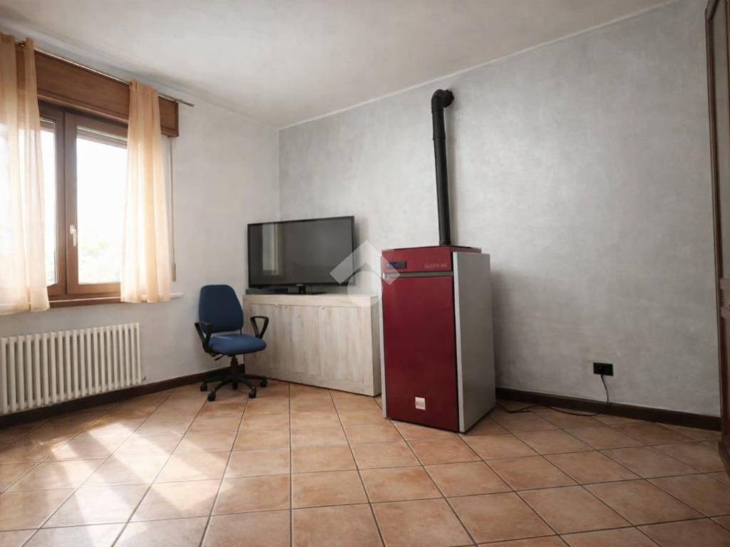 Casa indipendente a Pizzighettone in Via S. Martino della Battaglia, 13 - Foto 4