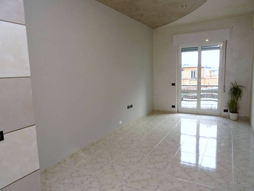 Appartamento a Genova in Via Gian Battista Gaulli - Foto 2