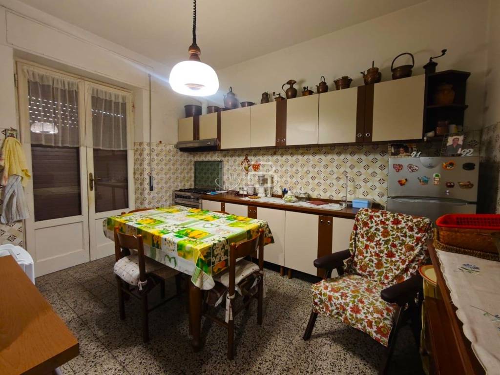 Appartamento a Seravezza in Via Michelangelo Buonarroti - Foto 4
