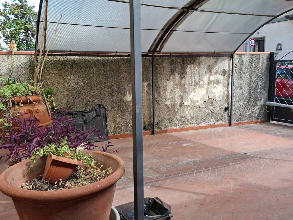 Casa indipendente a Prato in Via Pistoiese, 438 - Foto 4