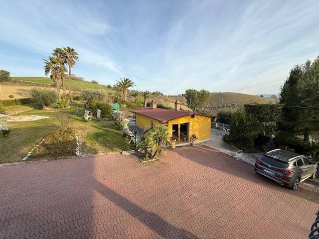 Villa a Monsampolo del tronto in Contrada Valloni - Foto 3