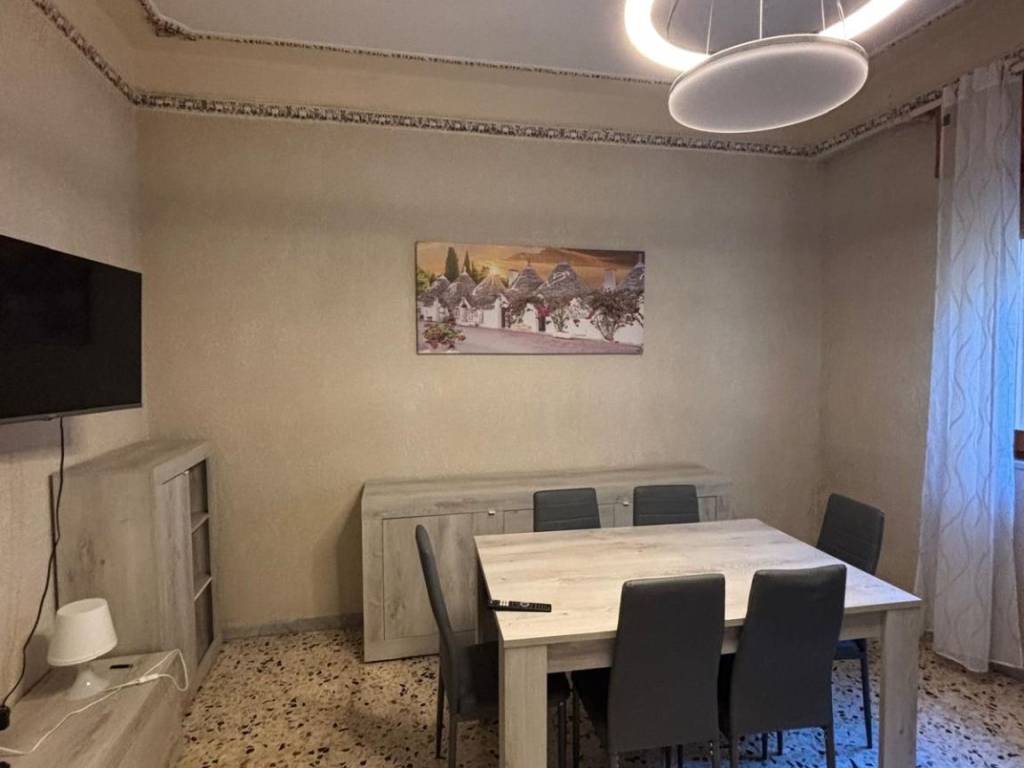 Appartamento a Ceglie messapica in Via Mario Pagano, 22 - Foto 2