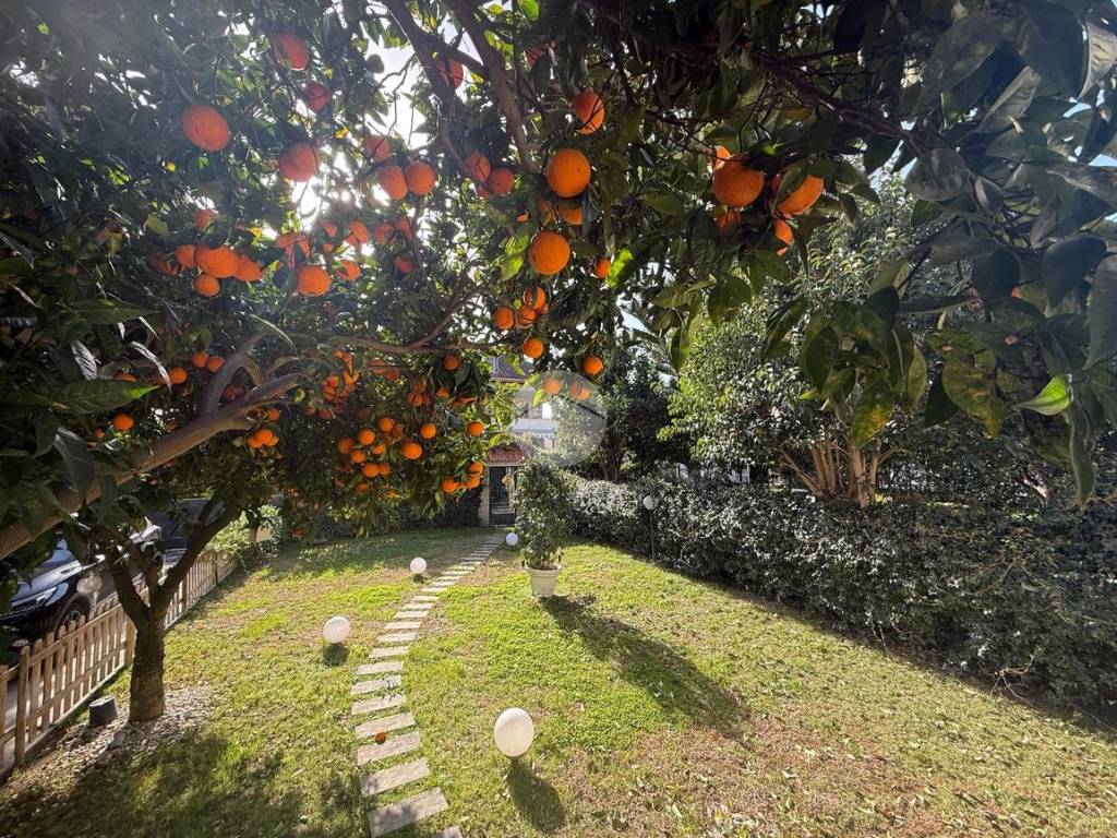Villa a Giugliano in campania in Via Ripuaria, 153 - Foto 4