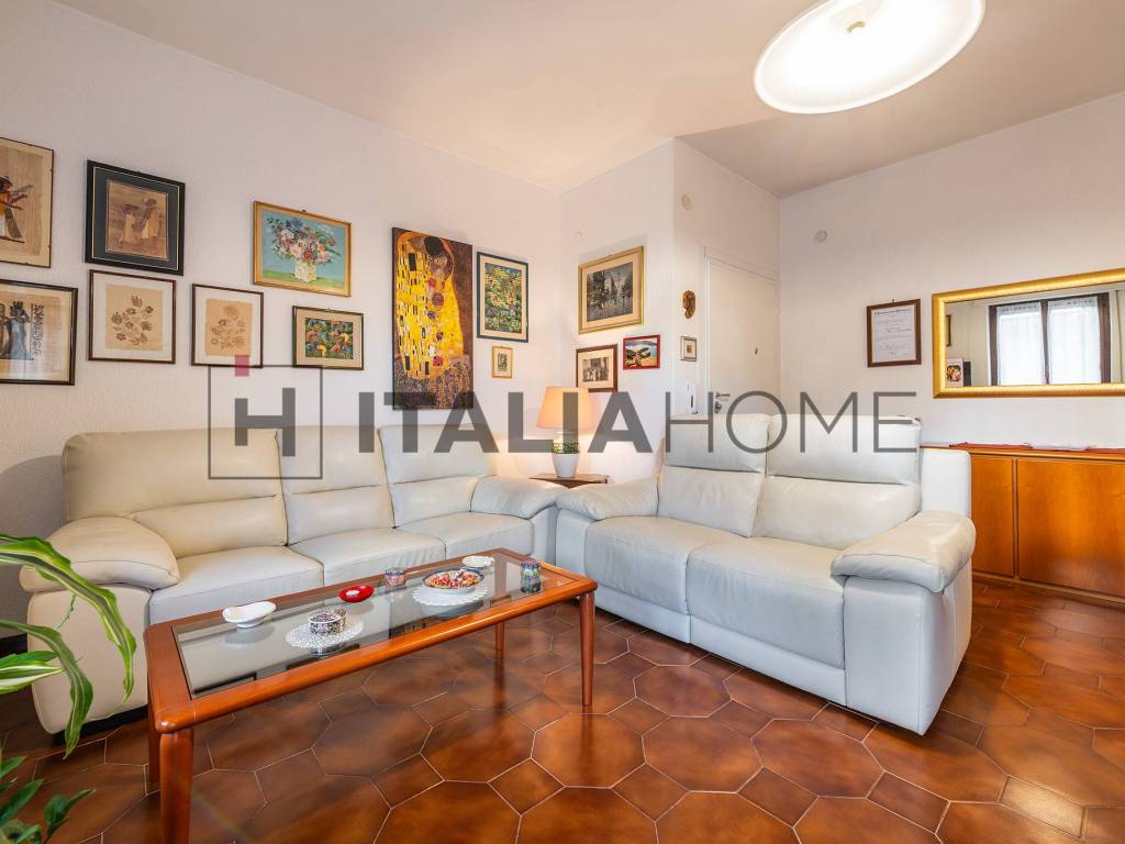 Appartamento a Cagliari in Via Garbino, 3 - Foto 4