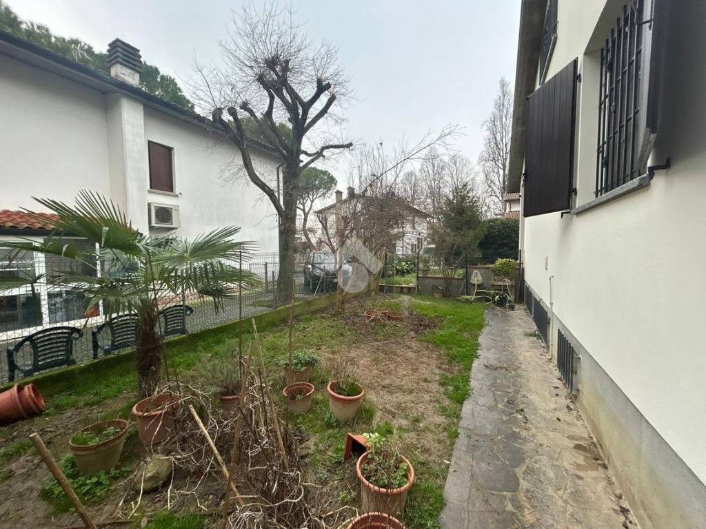 Villa a Ravenna in Via Emilio Alessandrini, 5 - Foto 5