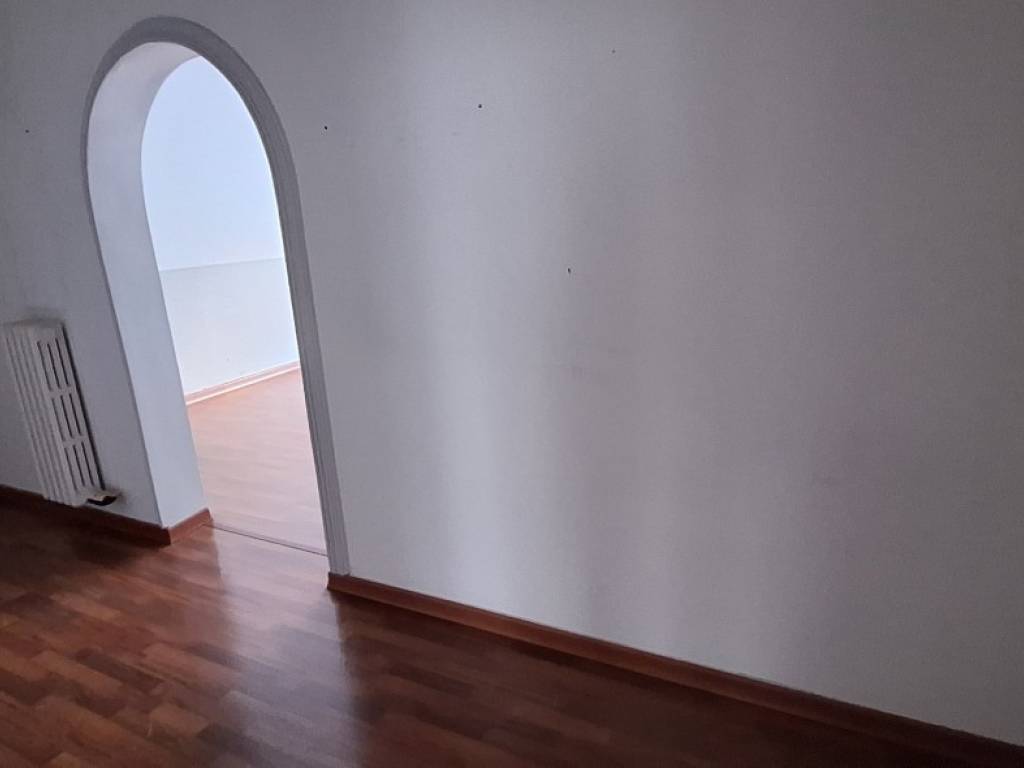 Immobile a Ancona in corso Amendola - Foto 3