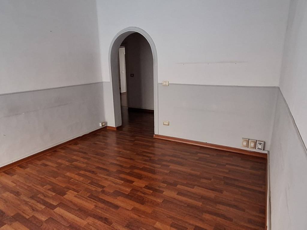 Immobile a Ancona in corso Amendola - Foto 5