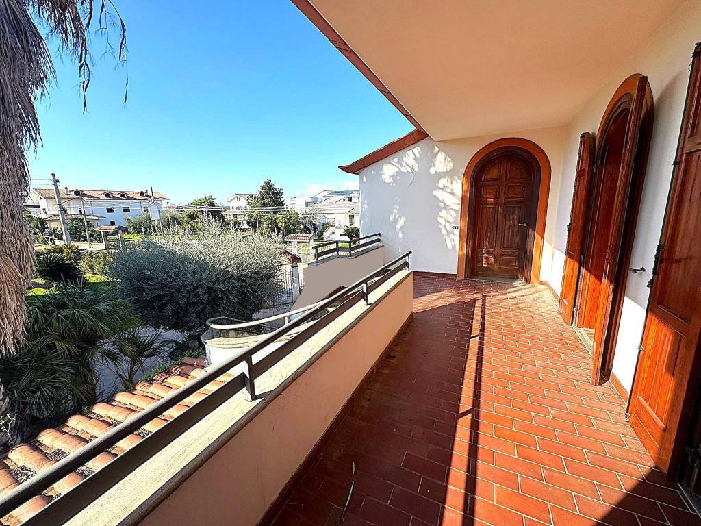 Villa a Cellole in Via Isonzo - Foto 3