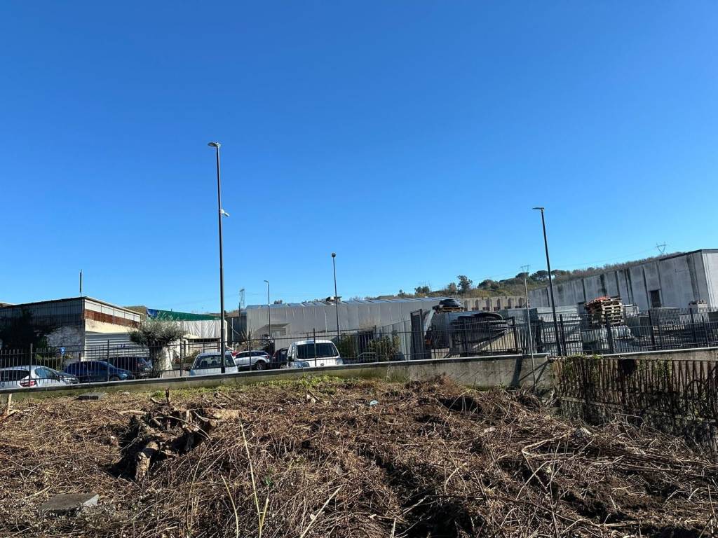 Terreno a Pozzuoli in Via Provinciale Pianura - Foto 5