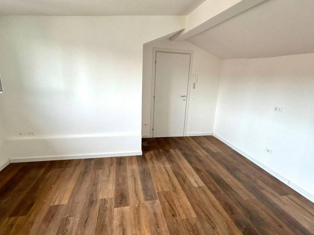 Appartamento a Pesaro in viale Napoli, 75 - Foto 2