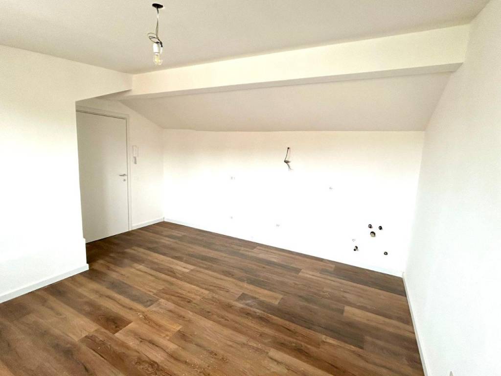 Appartamento a Pesaro in viale Napoli, 75 - Foto 3
