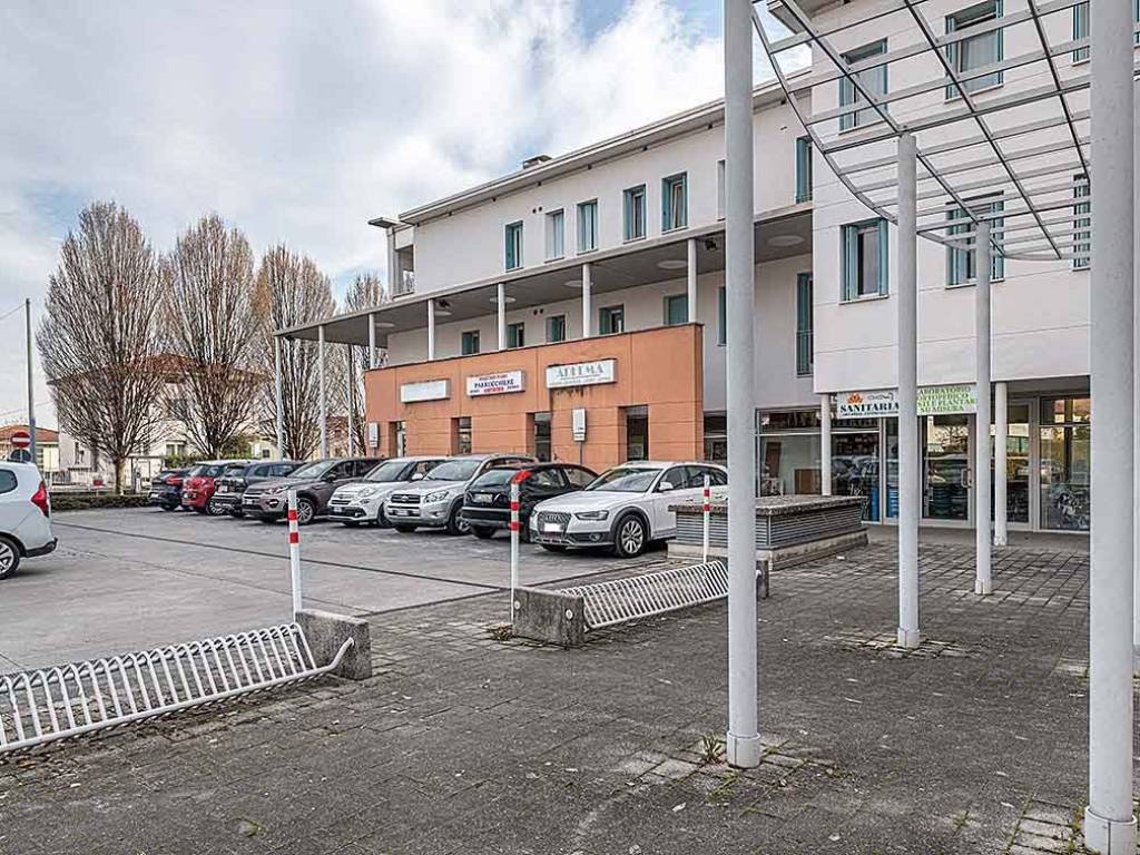 Immobile a Schio in VIA LARGO GIARETTE, 95 - Foto 3