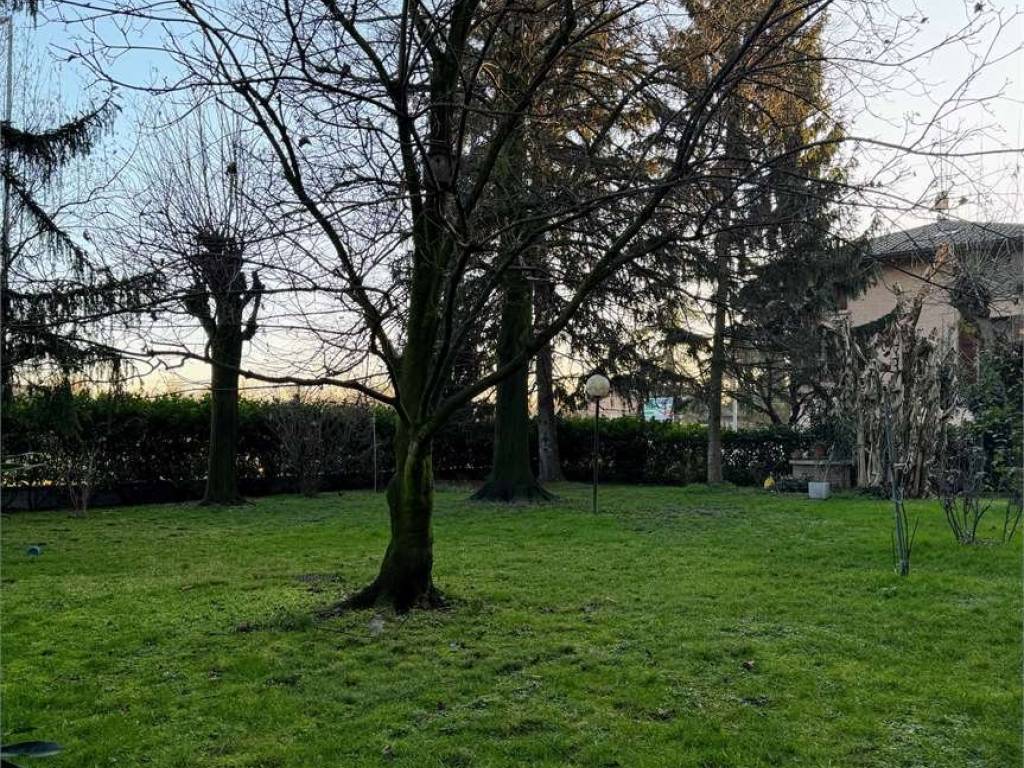 Appartamento a Reggio emilia in Via Martiri della Bettola - Foto 3