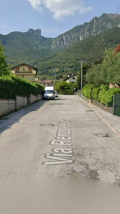 Villa a Valmadrera in Via Renzo e Lucia - Foto 2