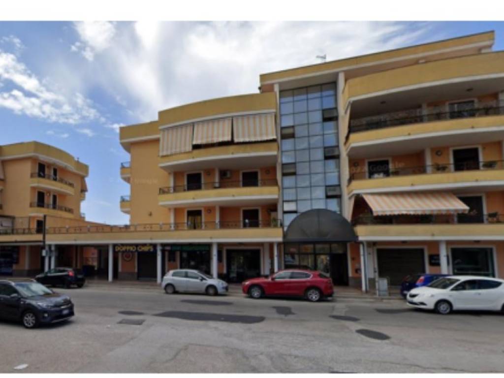 Appartamento a Mondragone in Via G. Falcone Cond. Belvedere - Foto 2