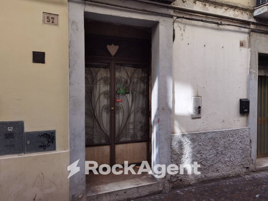 Appartamento a Catanzaro in Via Giuseppe Poerio - Foto 5
