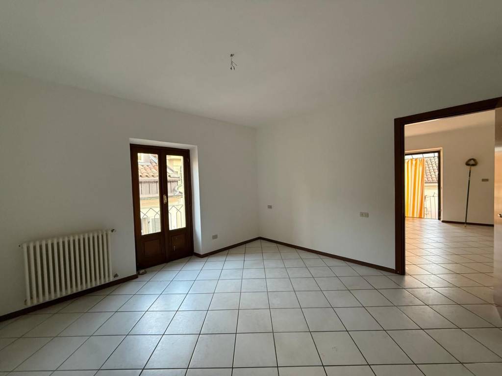 Appartamento a Asti in Via Cesare Balbo - Foto 3