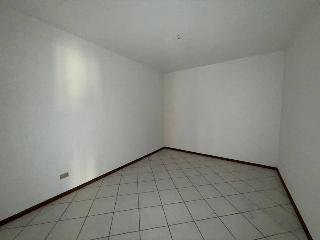 Appartamento a Asti in Via Cesare Balbo - Foto 5