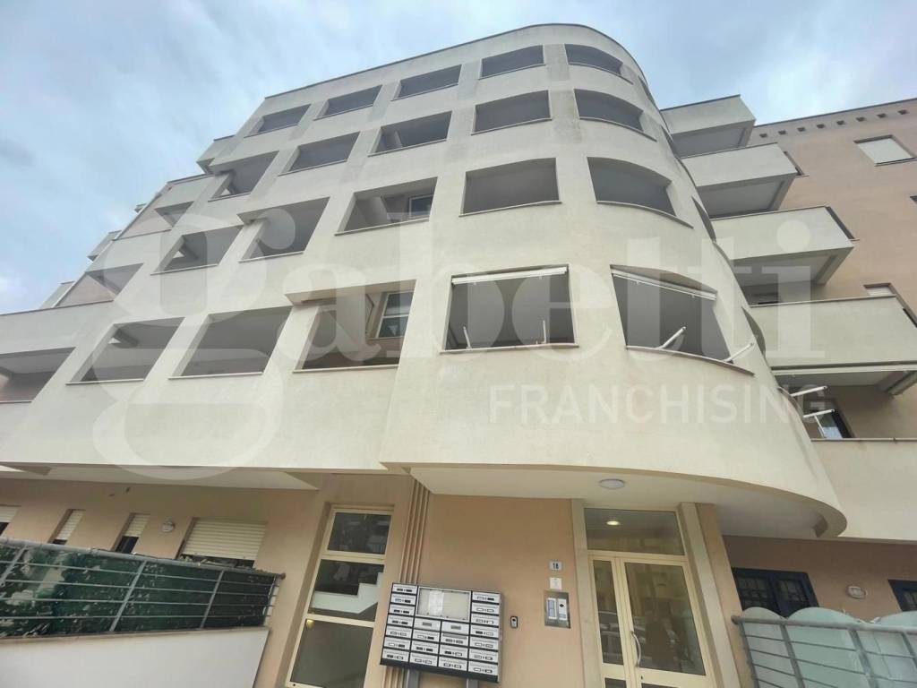 Appartamento a Lecce in via Ada Cudazzo, 24 - Foto 3