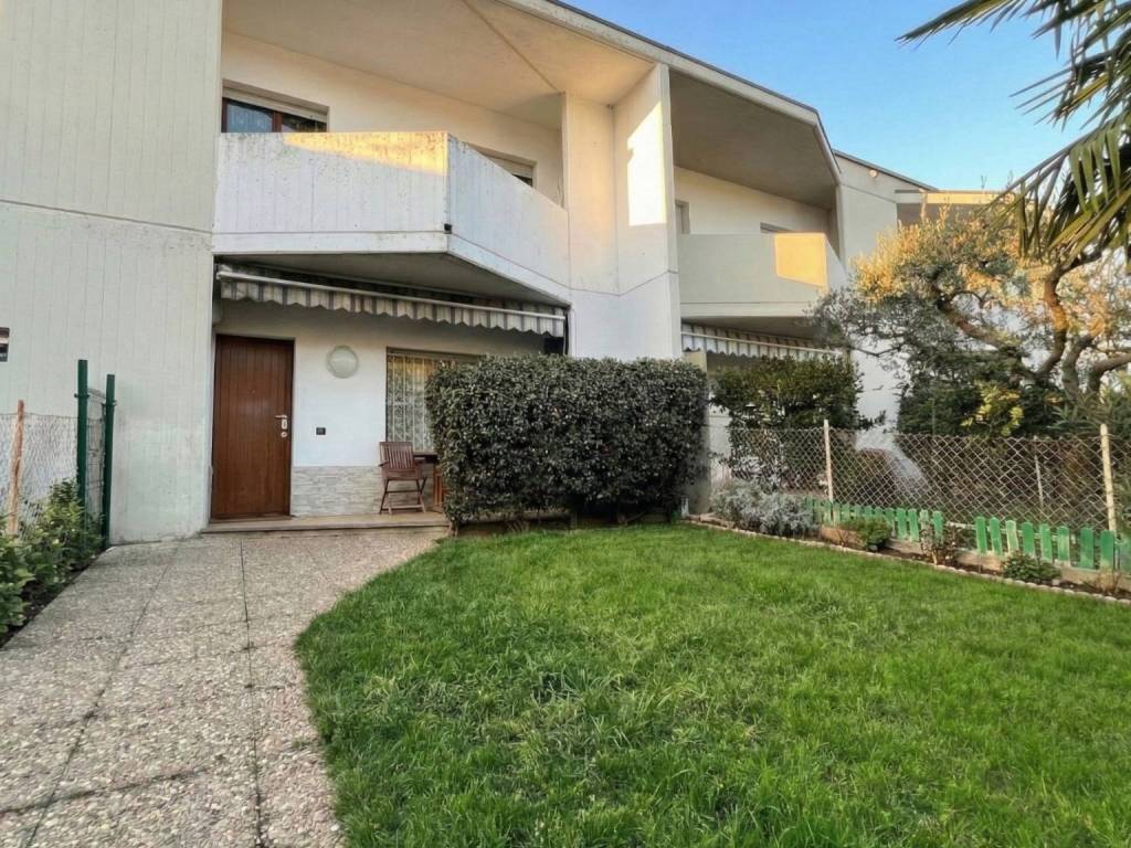 Villetta a schiera a Cantù in Via Piemonte - Foto 3