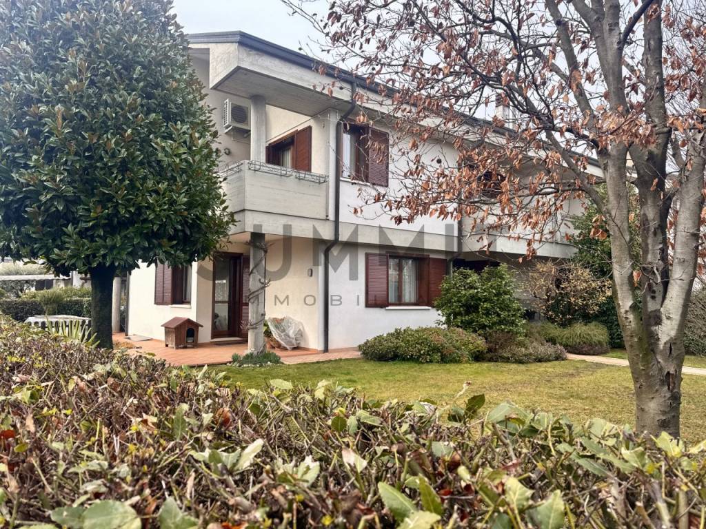 Villa a Schio in Via Magrè Cristoforo - Foto 2