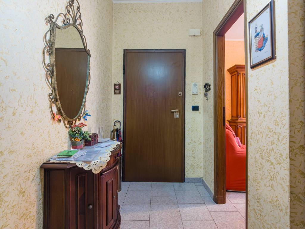 Appartamento a Collegno in Via Castagnevizza - Foto 2