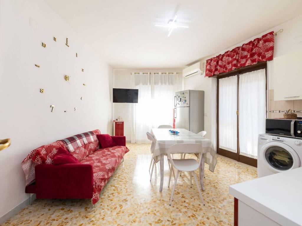 Appartamento a Casoria in Via Cesare Battisti, 26 - Foto 2