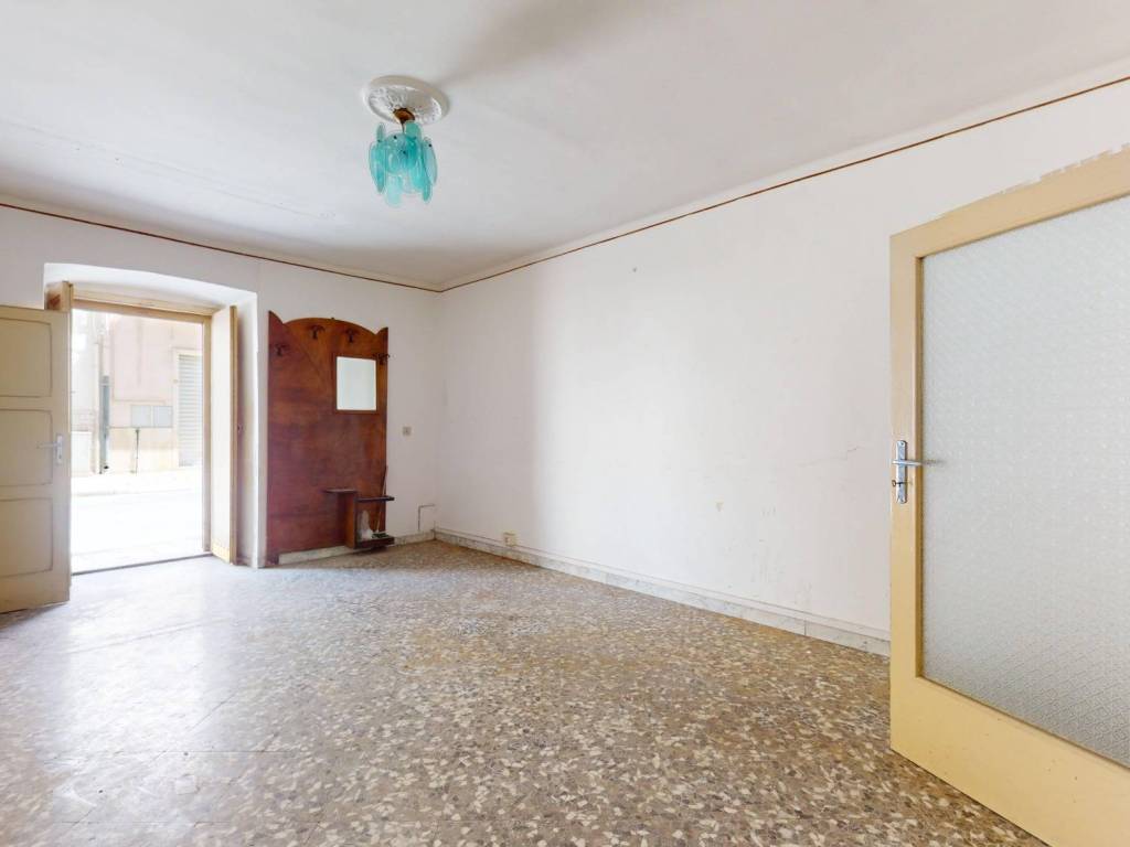 Casa indipendente a Turi in Via Vincenzo Orlandi - Foto 4