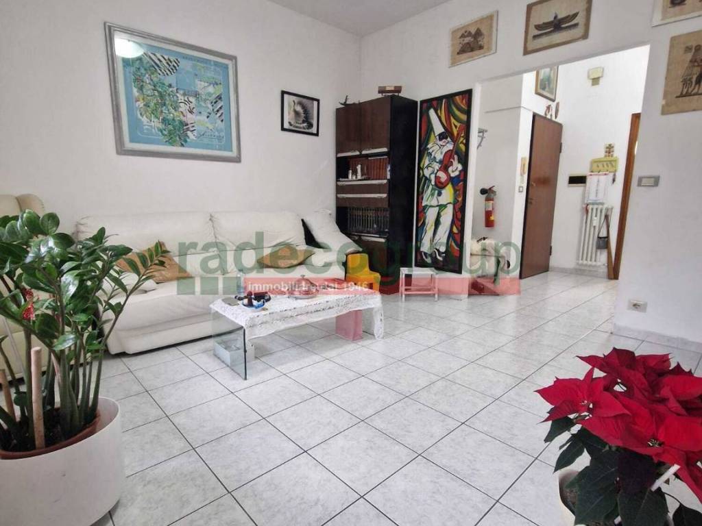 Appartamento a Livorno in Via Montelungo - Foto 2