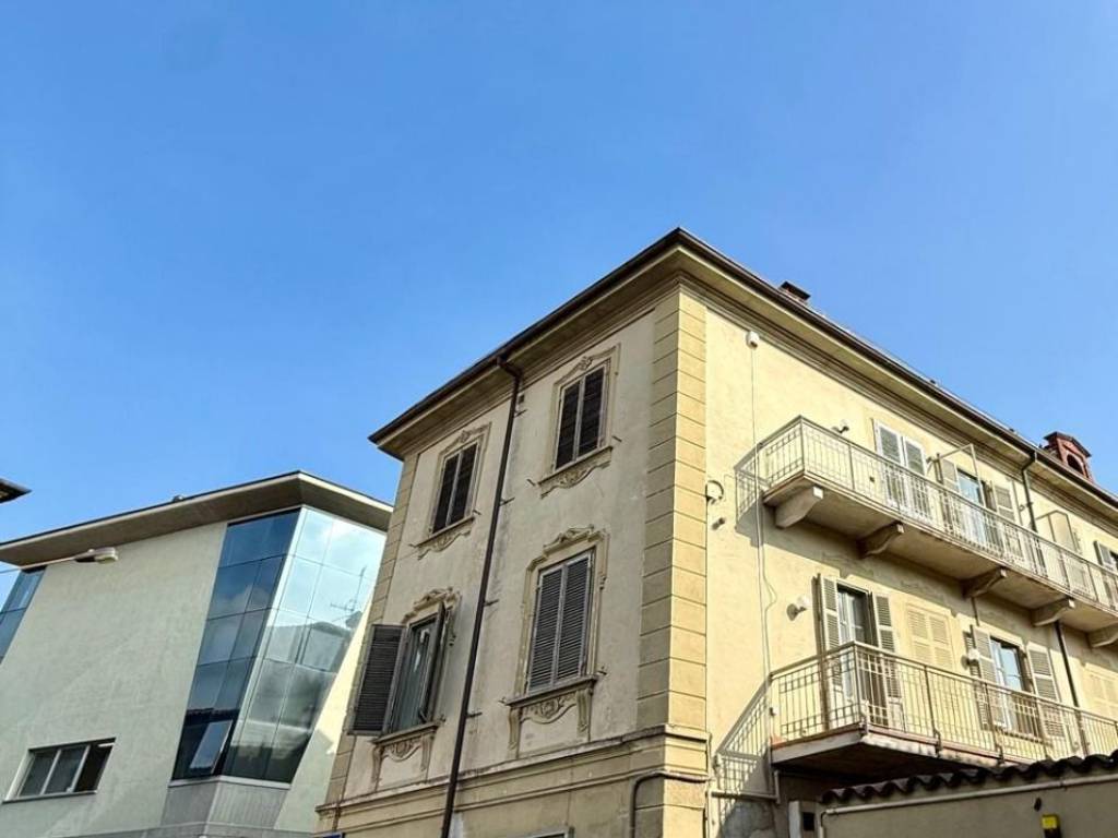 Appartamento a Chieri in Via Vittorio Emanuele II - Foto 2
