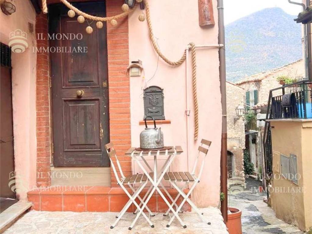 Appartamento a Palombara sabina in Vicolo Savelli, snc - Foto 2