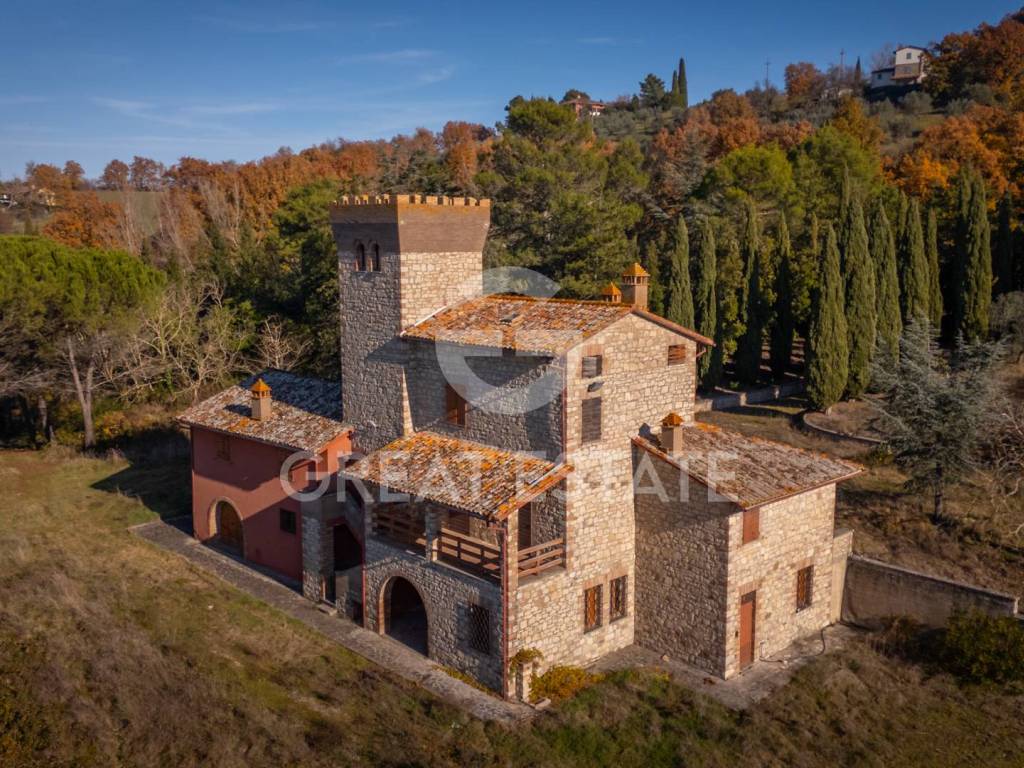 Rustico / casale a Monte castello di vibio in Via Poggio San Quirico - Foto 3
