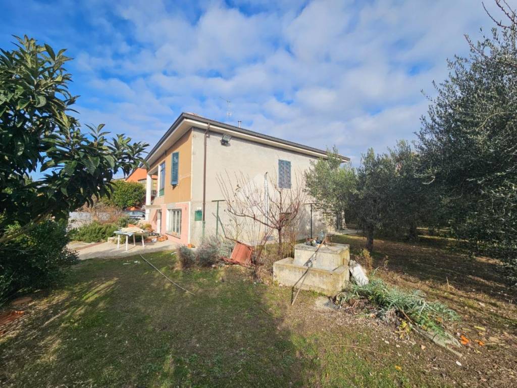 Villa a Foligno in Via Lazio - Foto 3