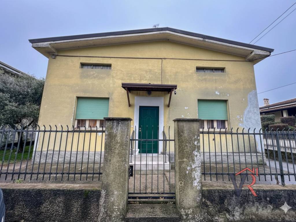 Casa indipendente a Trenzano in Via Guglielmo Marconi - Foto 2