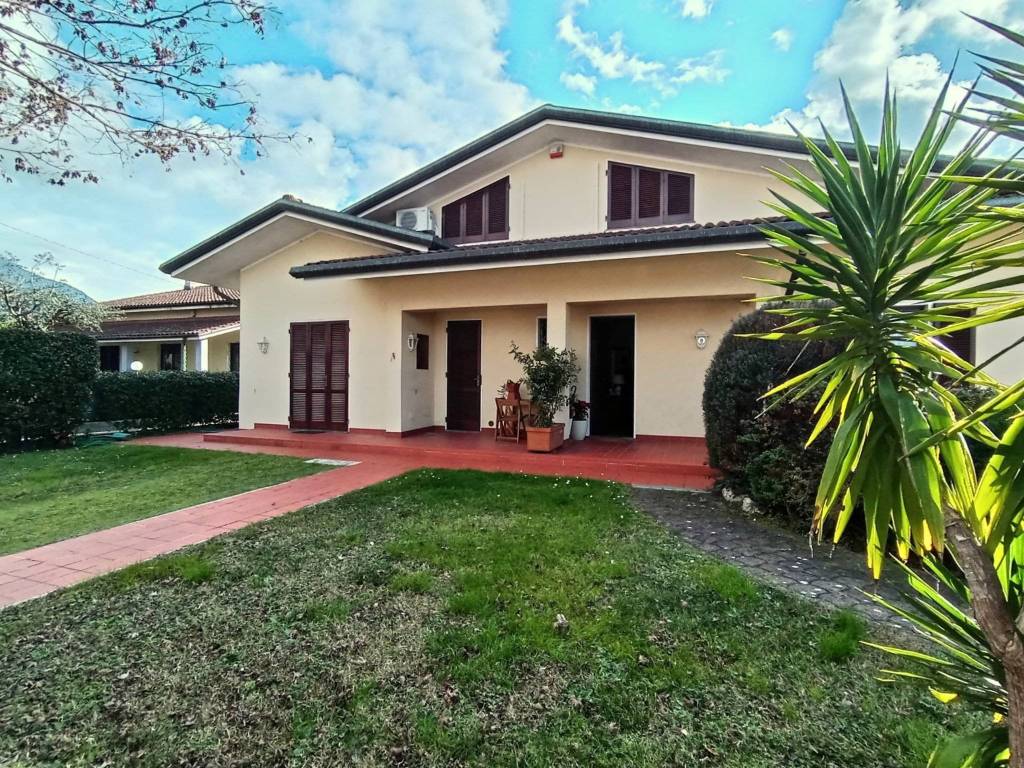 Villa a Pietrasanta in Via Serraglio, 3 - Foto 4