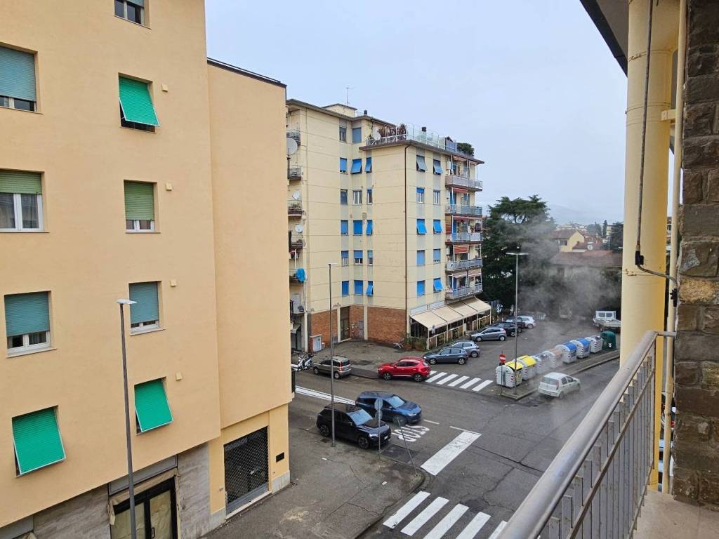 Appartamento a Scandicci in Via Giuseppe Bessi - Foto 2