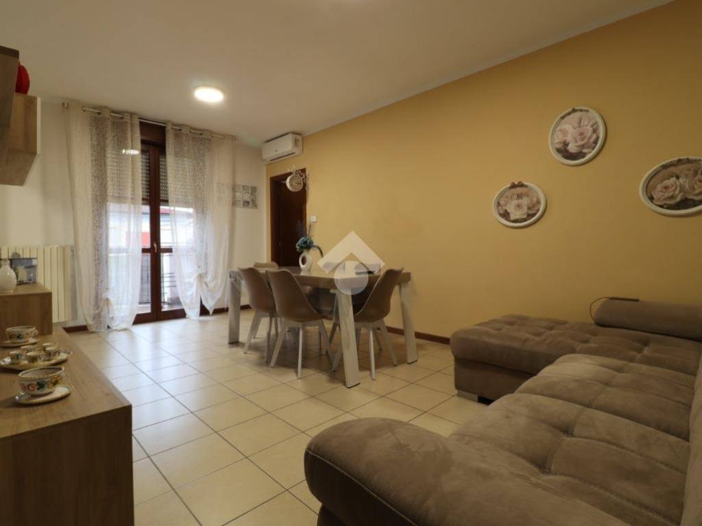 Appartamento a Mantova in VIA VERONA, 47 - Foto 3