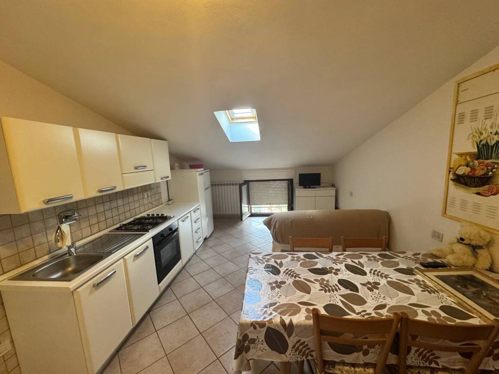 Appartamento a Assisi in Via Protomartiri Francescani - Foto 4