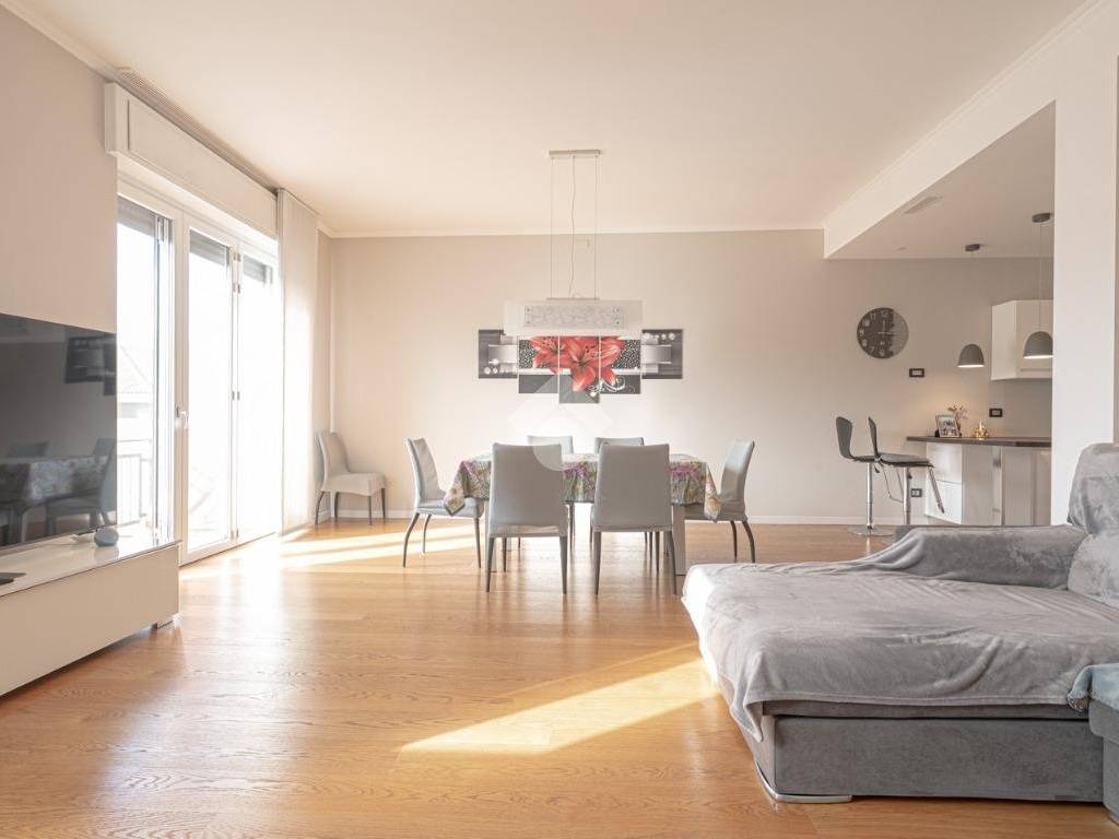 Appartamento a Verona in Corso Porta Nuova, 92 - Foto 3