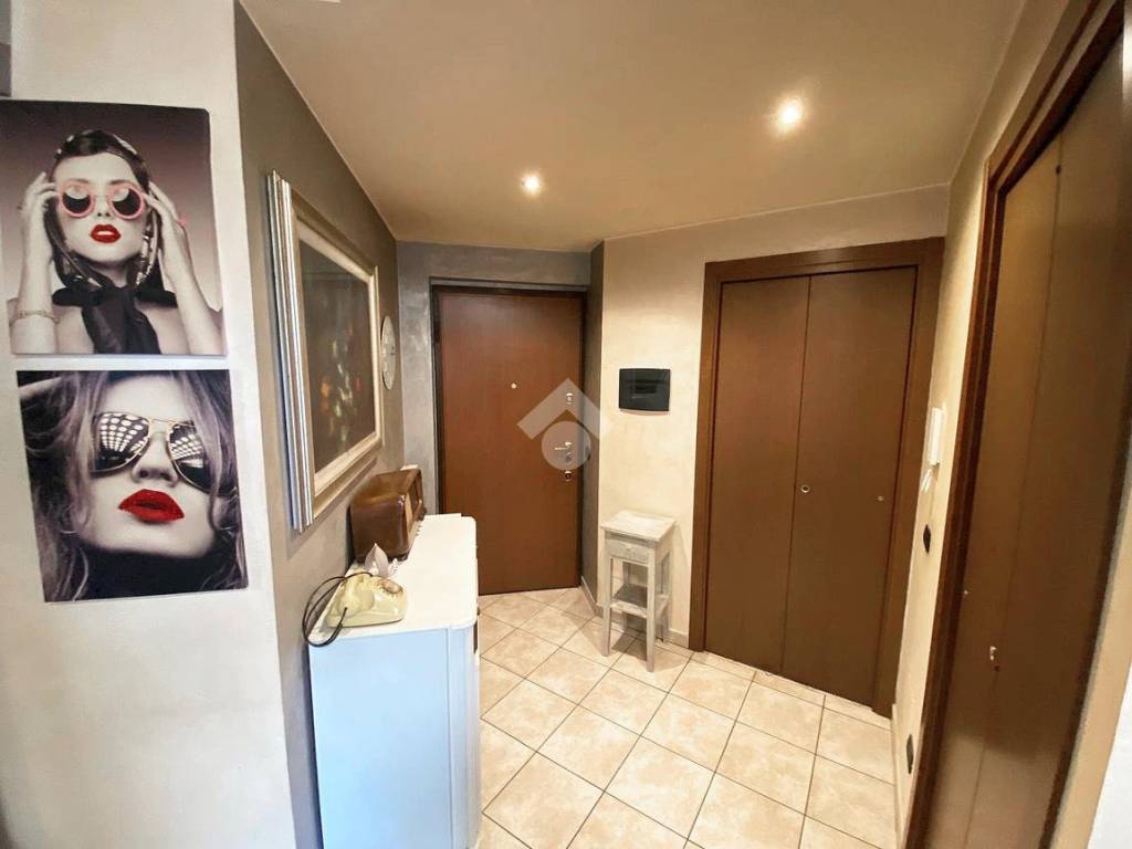 Appartamento a Samarate in Via Pascoli, 73 - Foto 4