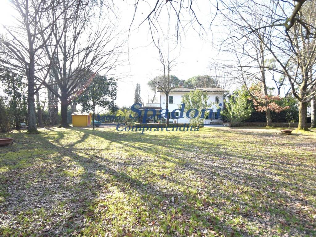 Villa a Montecatini-terme in Via Biscolla - Foto 3