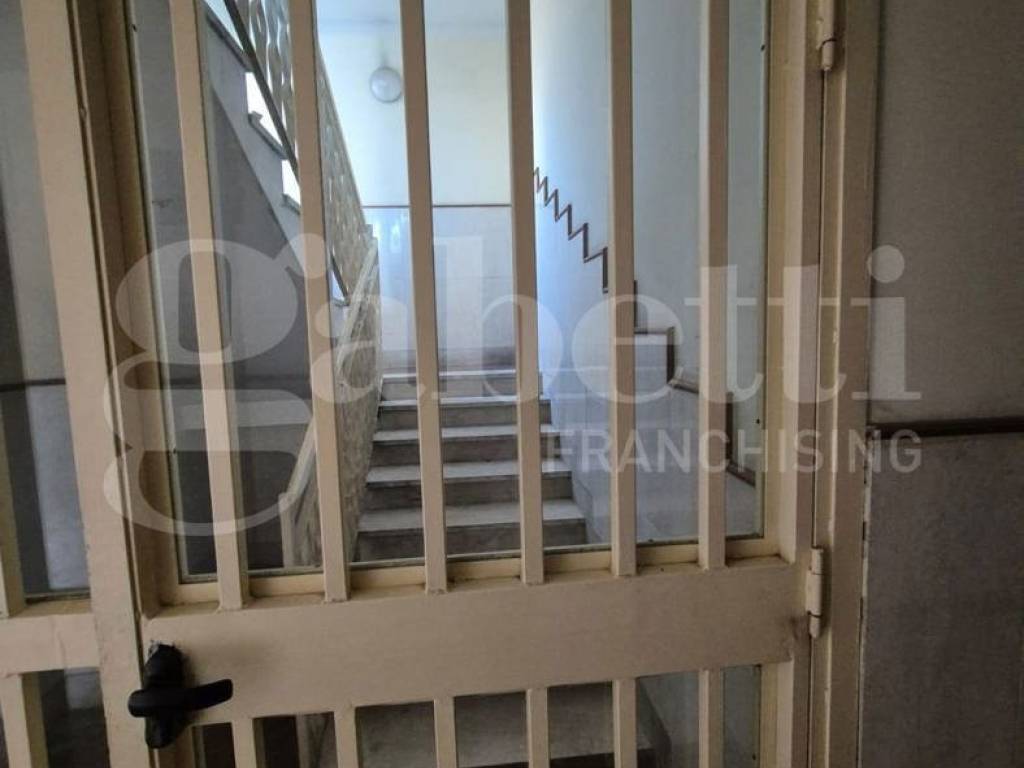 Appartamento a Torre annunziata in Via Maresca, 24 - Foto 5