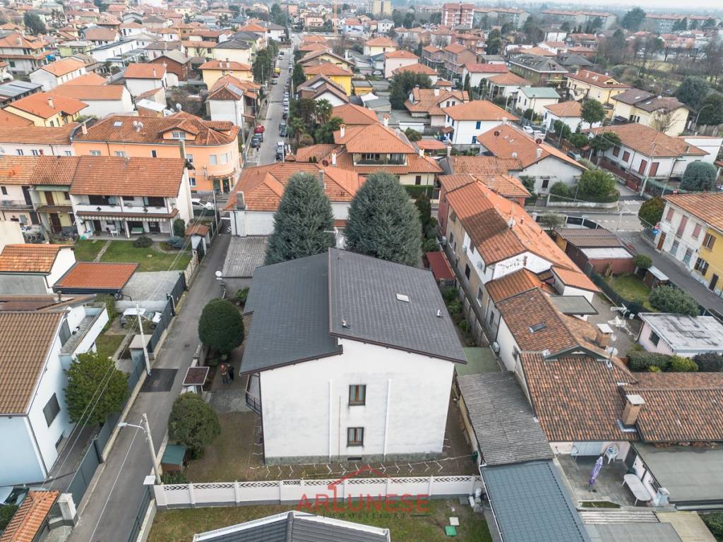 Villa a Canegrate in Via Monte Bianco, 1 - Foto 4