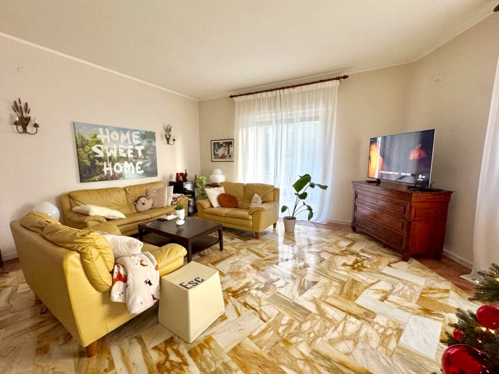 Appartamento a Benevento in Via dei Longobardi - Foto 4